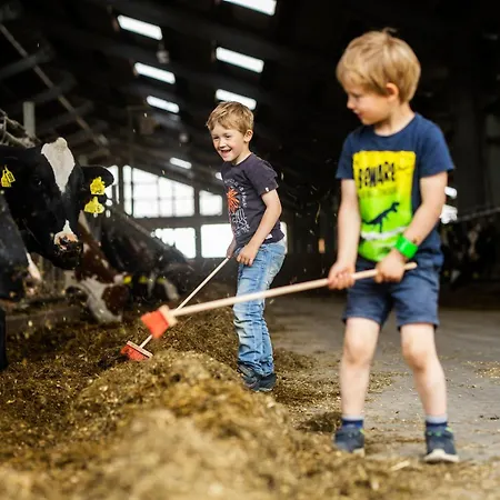 Hof Koehne - Doppelhaus - Dreifachhexe