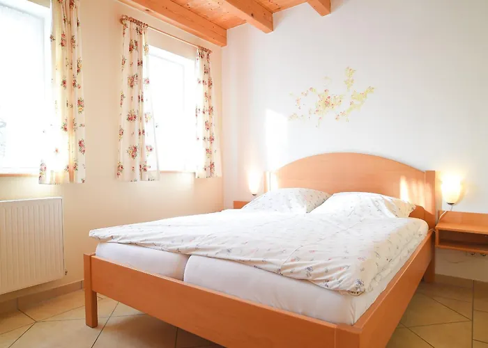 Hof Köhne - Doppelhaus - Dreifachhexe * Schmallenberg